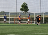 Training lagere seniorenteams S.K.N.W.K. van donderdag 1 mei 2025 (17/87)